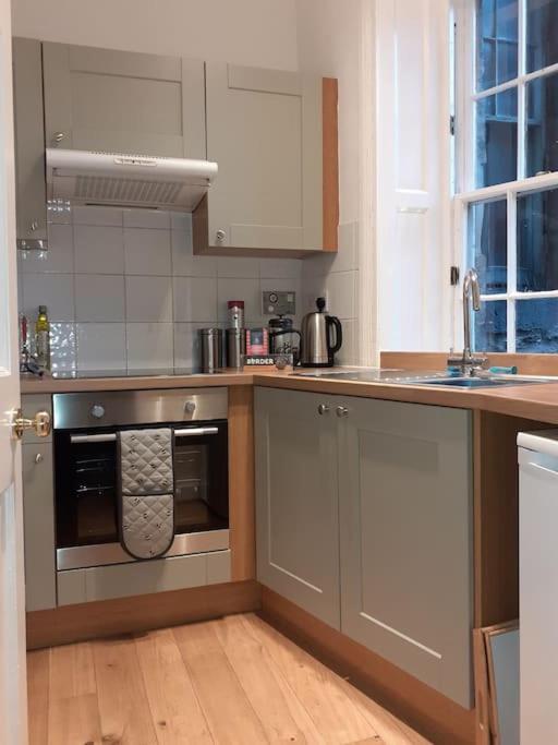 Charm & Character On Historic Rose Street Apartment Edinburgh Bagian luar foto